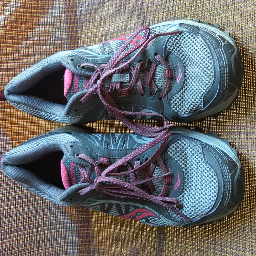 Saucony XLT 600 sneakers